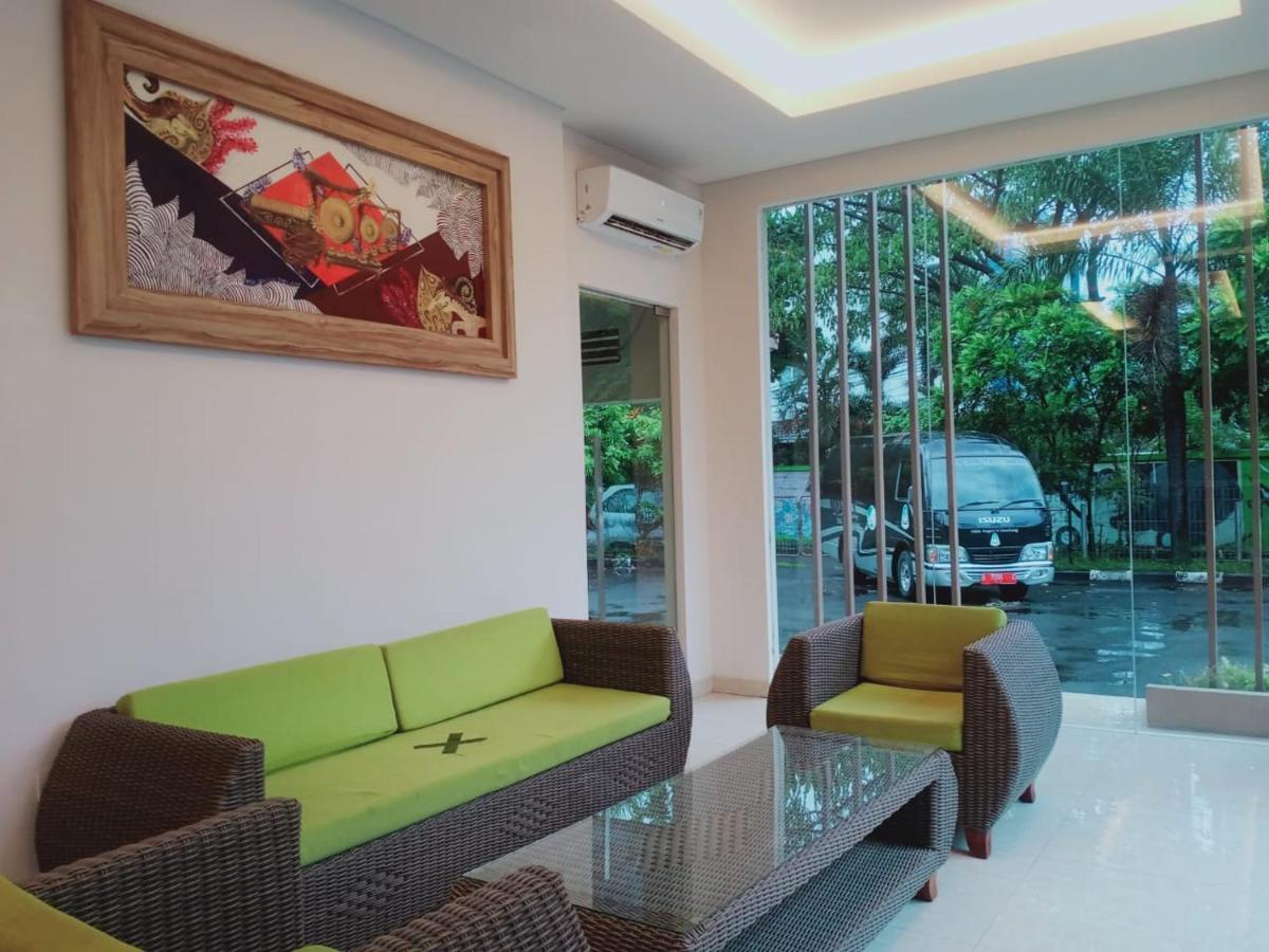 Oyo 90102 Edotel Hotel By Dbest Hospitality Bandung Exterior photo
