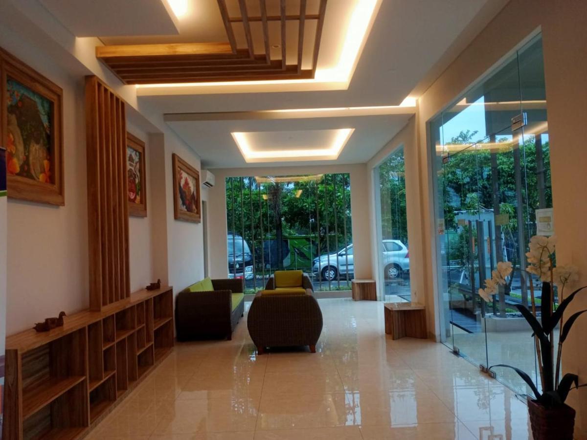 Oyo 90102 Edotel Hotel By Dbest Hospitality Bandung Exterior photo
