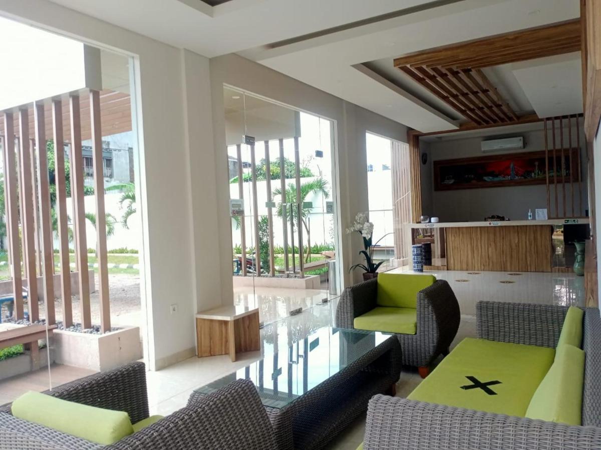 Oyo 90102 Edotel Hotel By Dbest Hospitality Bandung Exterior photo